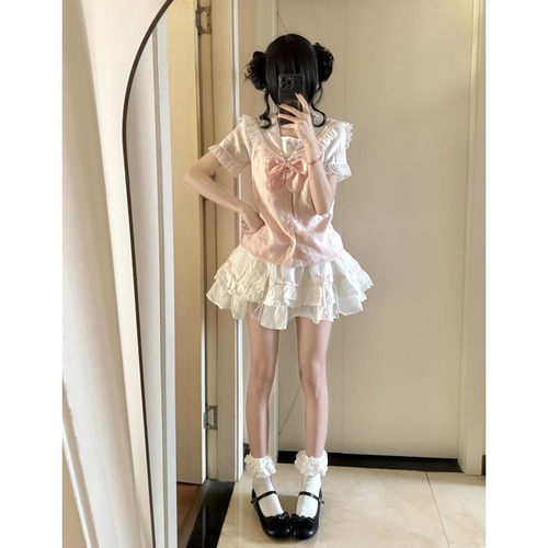 海军领蝴蝶结短袖上衣+蛋糕短裙