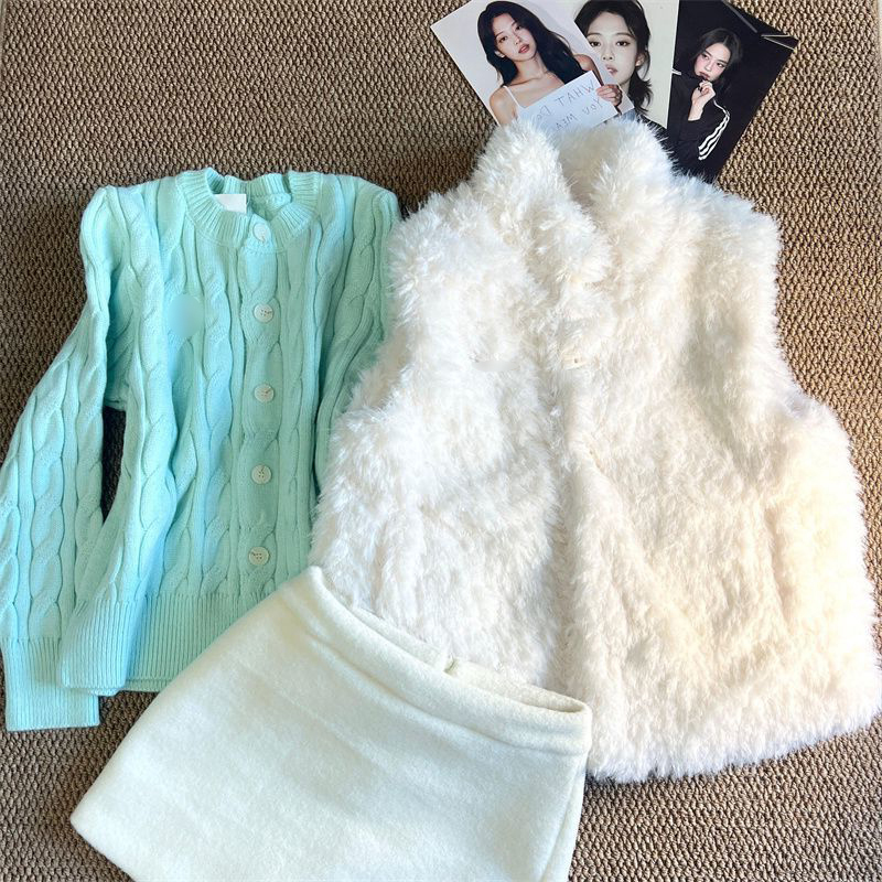 韩系ins学院风薄荷绿麻花针织开衫毛衣+百搭白色毛毛马甲背心套装