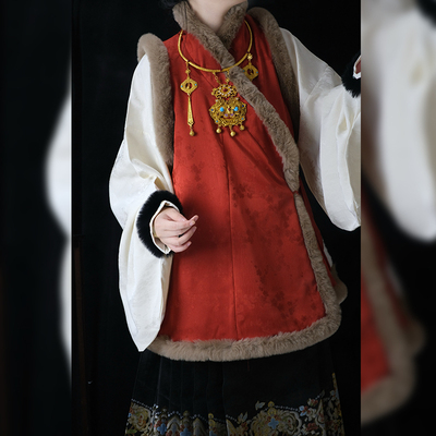 梦屿盛原创汉服女日常明制交领刺绣比甲交领琵琶袖里衣秋冬