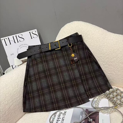 秋冬新款2025不规则毛呢格子半身裙加厚设计感韩版a字短裙