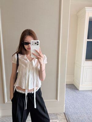 oker章壳儿正品～泡泡袖衬衫天丝提花衬衣+黑色休闲裤宽松