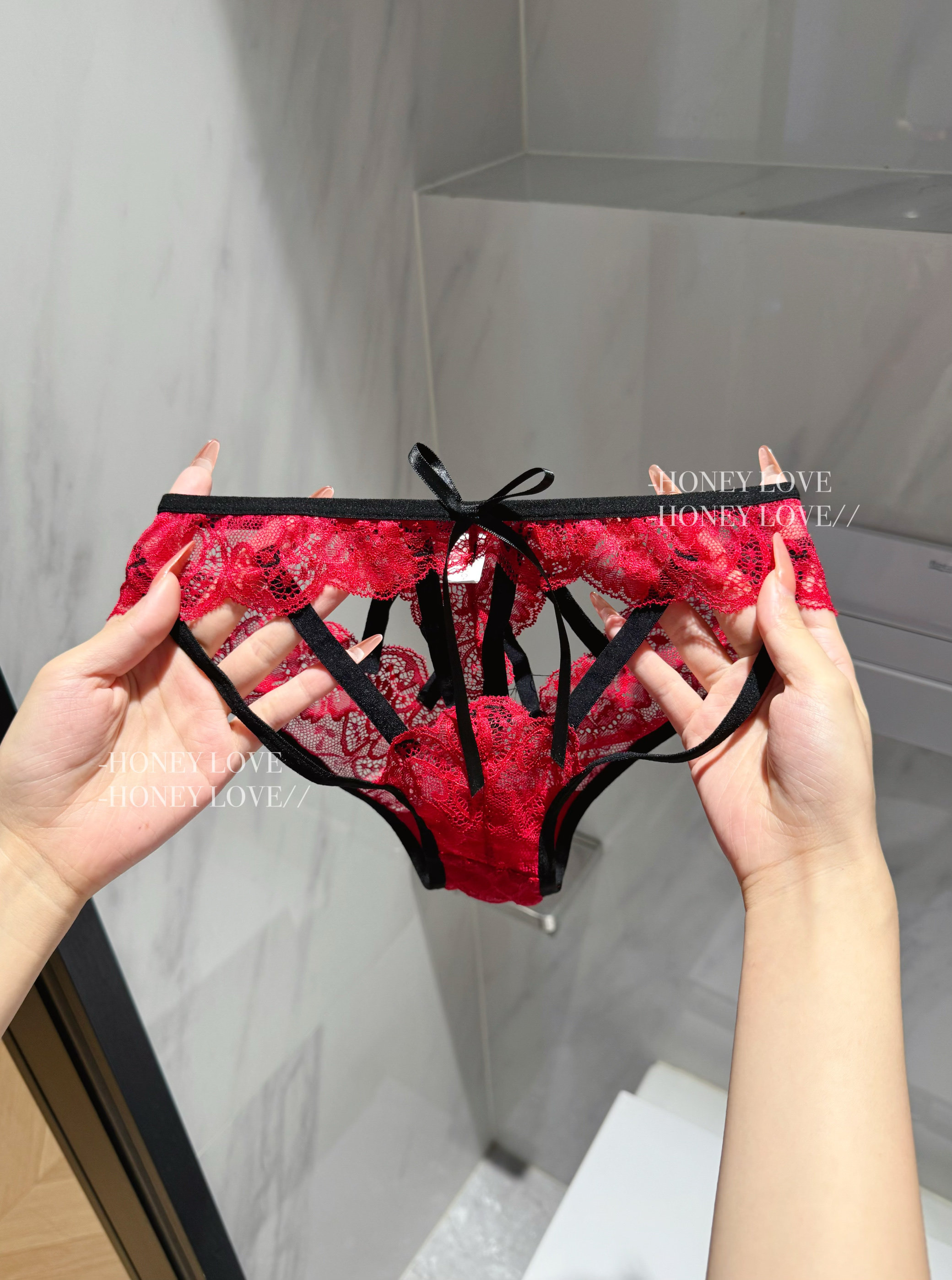 「HL」法式复古诱惑性感蕾丝边内裤女纯欲交叉镂空透气女士三角裤,女士内衣/男士内衣/家居服,女三角裤,淘宝优惠券,粉丝福利购,淘宝优惠卷