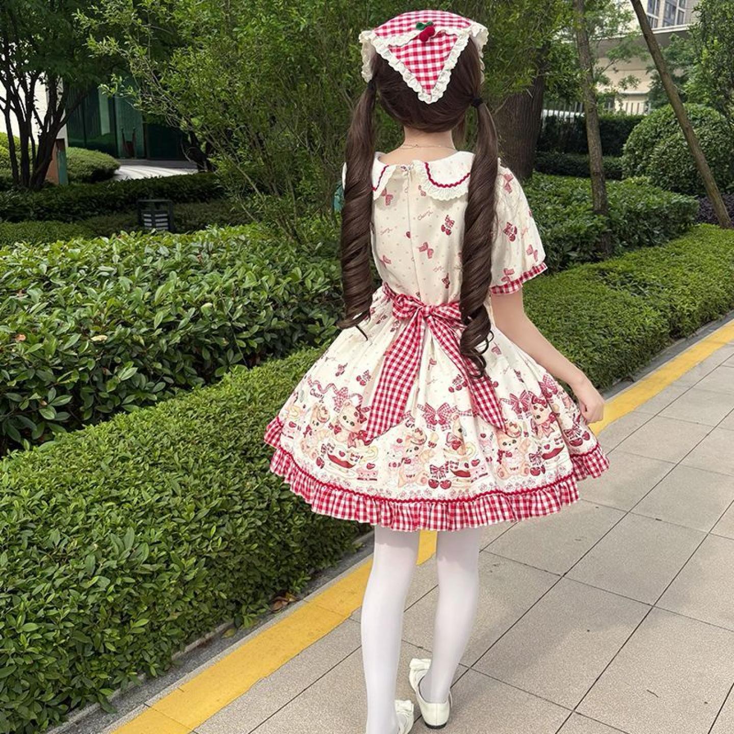 樱桃小熊甜美短袖Lolita连衣裙