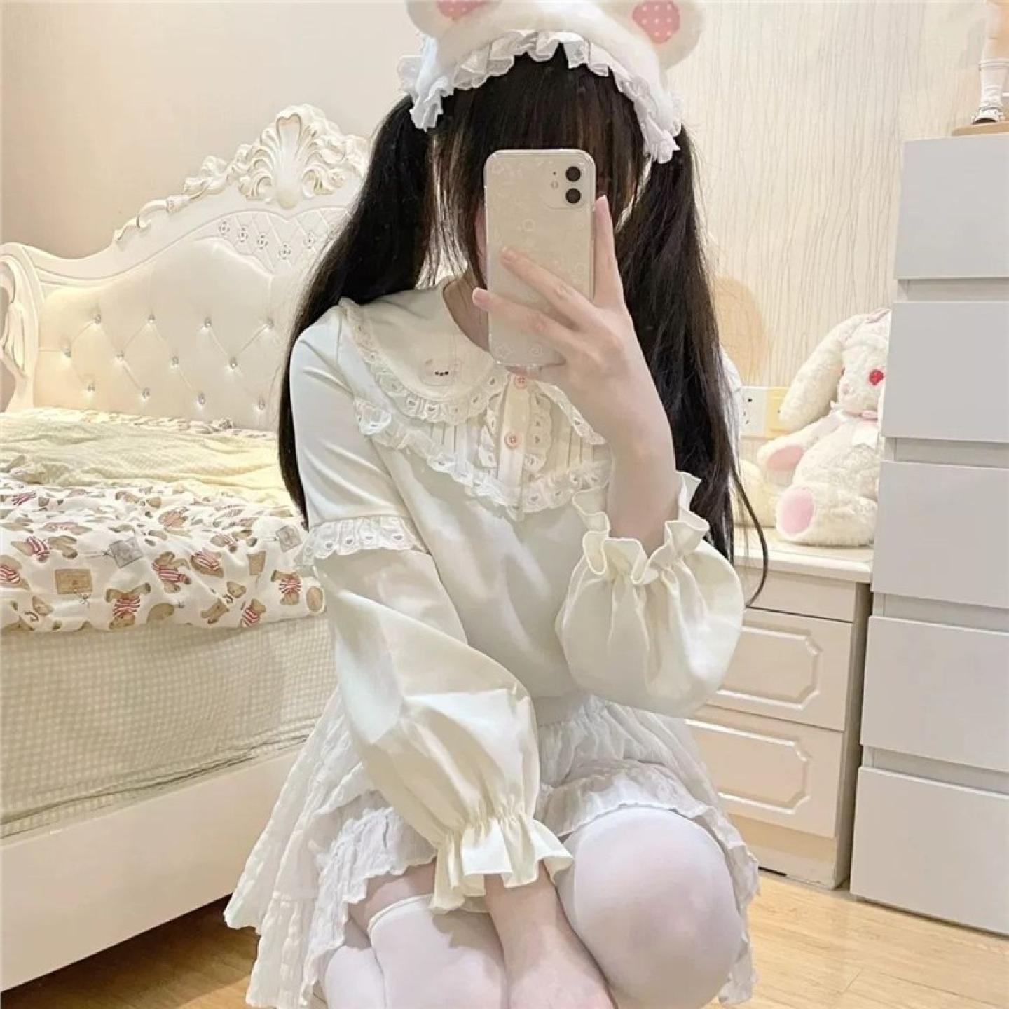 Lolita可爱娃娃领长袖衬衫内搭