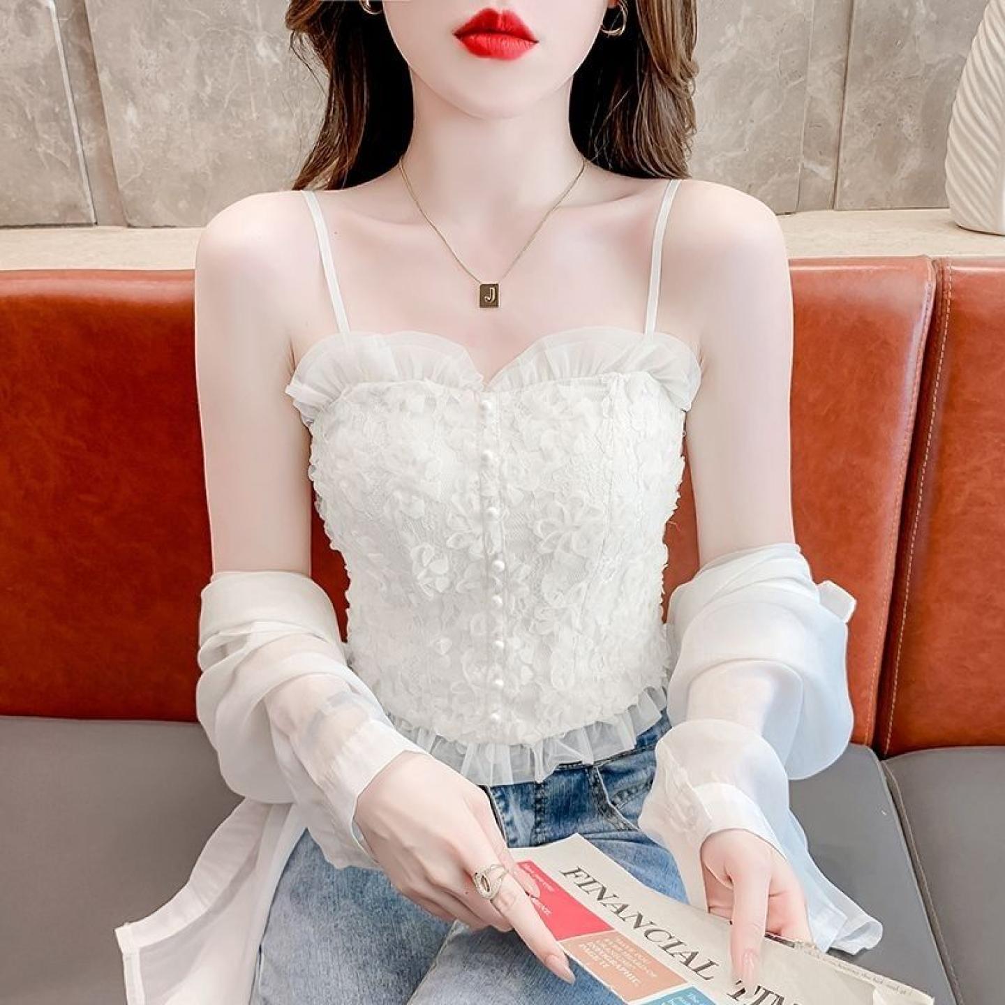 白色蕾丝性感美背短款吊带背心