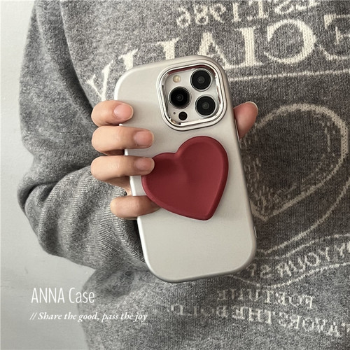 苹果17promax硅胶暗红爱心支架