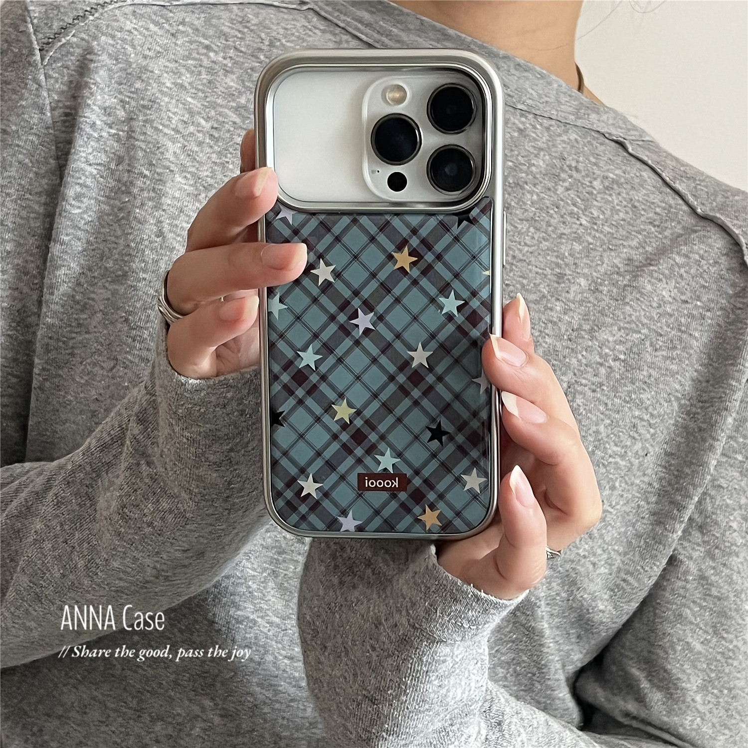 ANNACASE韩系孔雀蓝格纹星星滴胶适用苹果17promax手机壳iphone14小众15pro新款16全包软16promax防摔保护套