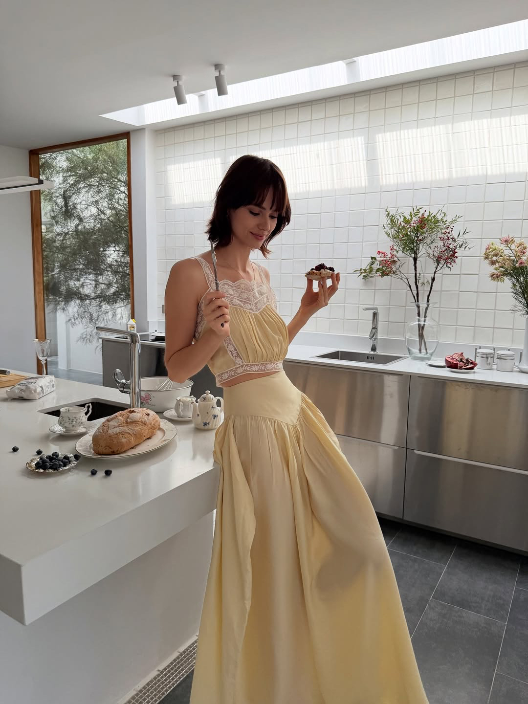 泰国代购  Pleased正品 法式浪漫度假风蕾丝吊带上衣半身裙套装