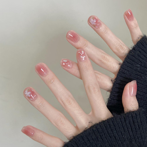 萤火虫手指美甲贴片 温柔显白手绘樱花飘飘跳色 纯手工光疗穿戴甲