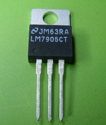 LM7805 LM7805CT L7812CV L7805CV  LM7905CT TO220直插稳压管