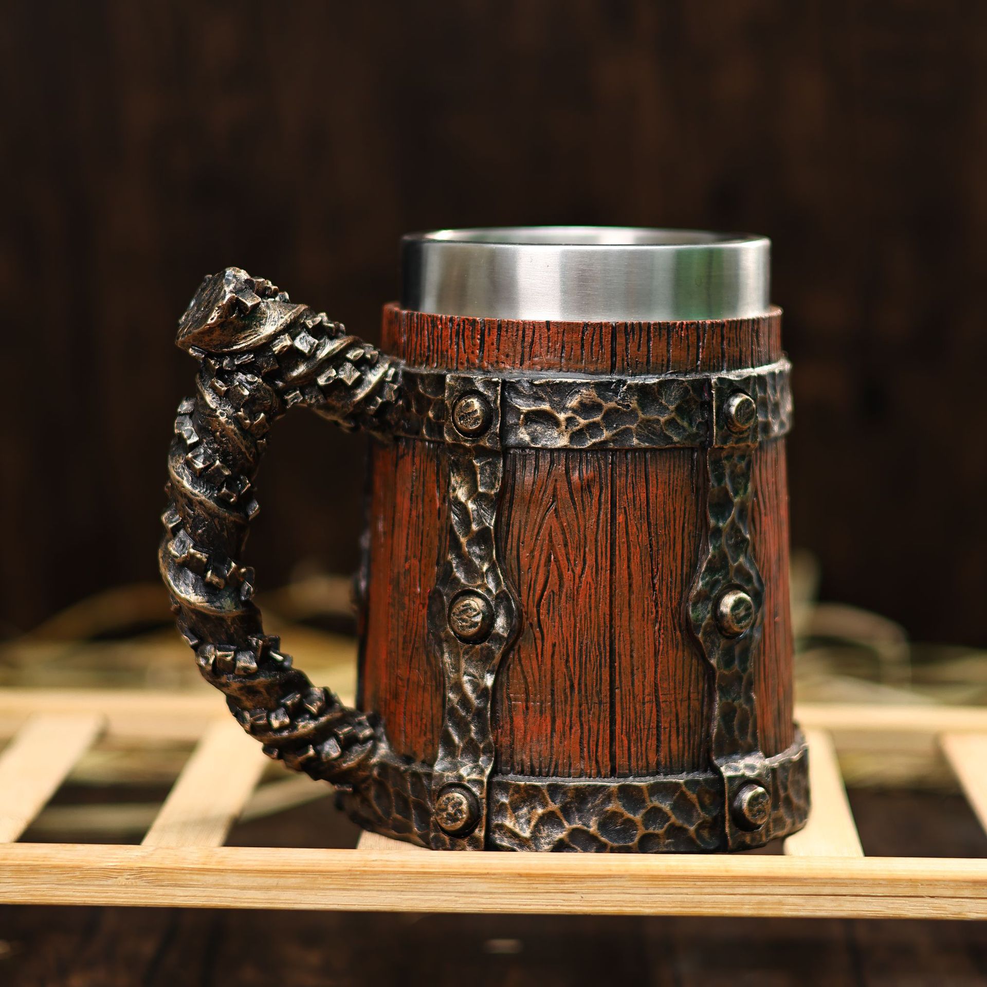 新品复古木桶造型啤酒杯个性维京海盗大容量酒桶水杯手工马克杯