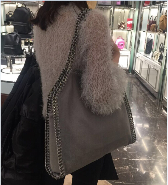 灰色链条欧美风女包明星同款