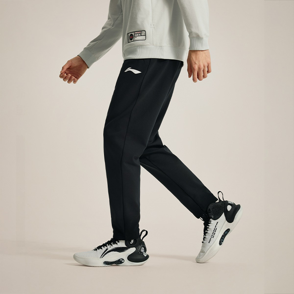 李宁2024冬新款CBA专业系列男子篮球直筒加绒保暖长裤AKLU845-1