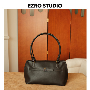头层粒面牛皮真皮高级皮带式 设计简约风腋下女包单肩包 EZRO