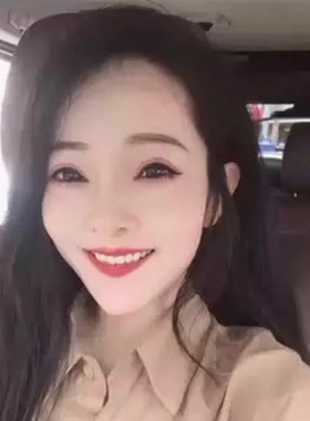 【芳芳力荐】CC-601052 设计感两件套T恤女