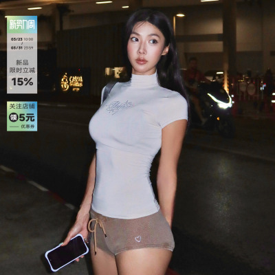 莫代尔烫钻半高领短袖T恤女夏