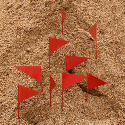 乃力三角形小铁旗  田径旗发令旗标志旗记号旗铅球投掷远度旗子