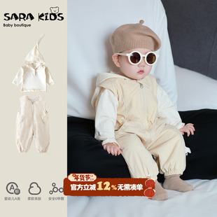 宝宝背带裤套装秋冬小月龄婴儿衣服婴童冬装分体外出服两件套可爱