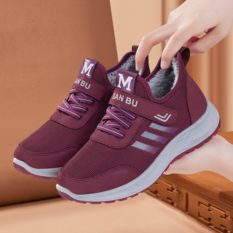 老北京布鞋女冬加绒保暖运动健步