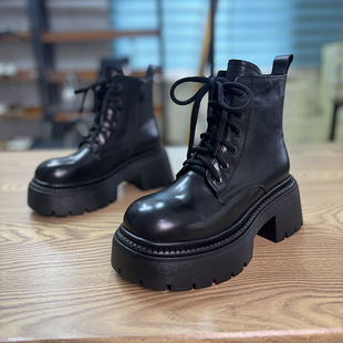 马丁靴女2025秋季新款真皮女靴松糕厚底圆头欧货绑带中筒小皮靴女