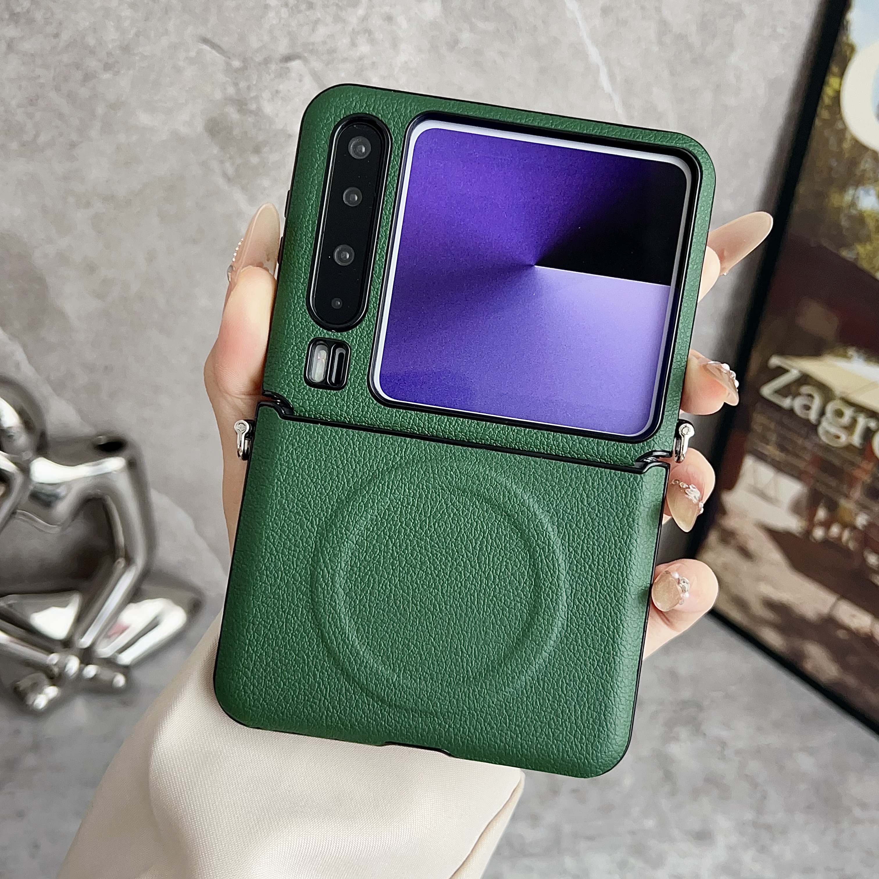 高档荔枝皮纹手提挂绳适用华为purax手机壳三星zflip7 6 5手机壳全包W25flip折叠OPPOn3flip小米2荣耀V flip2