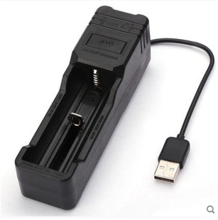 Supfire神火26650/18650锂电池USB充电器强光手电筒3.7V/4.2V座充