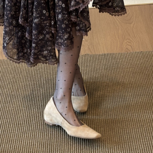 春夏季新款通勤风方头浅口单鞋女