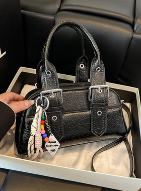 复古小众黑色波士顿包女手提斜挎包百搭通勤质感女包腋下Jk包包