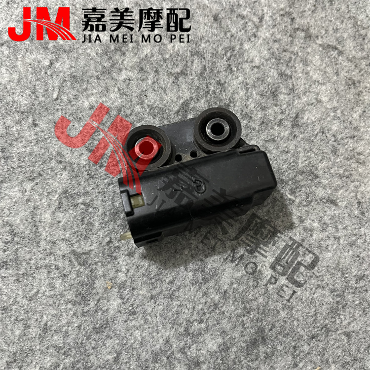 雅马哈R3 R1 R6 MT-03 MT-07 MT-09 FZ9 XSR700 900平衡器感应器