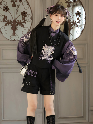 砚墨引新中式立领琵琶袖汉服套装