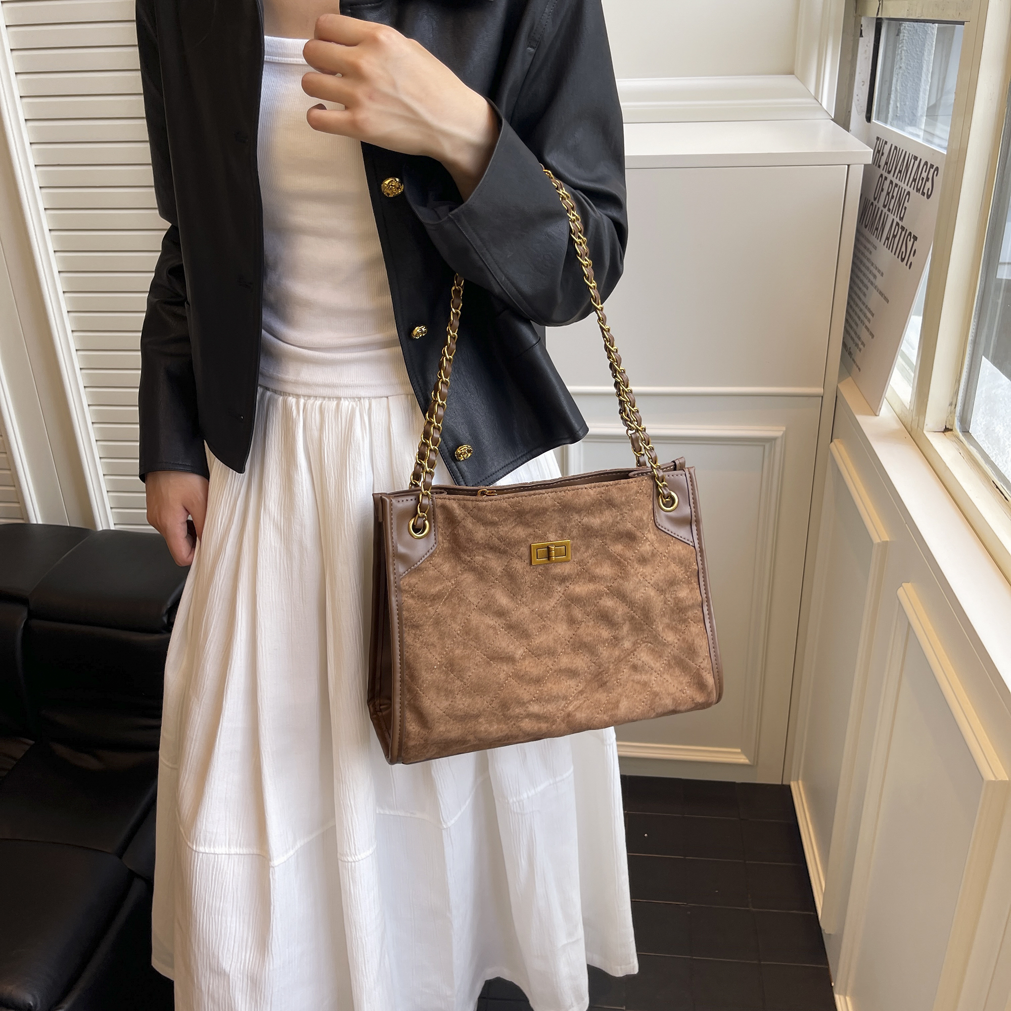 高级感小香风菱格链条包包女秋冬大容量单肩斜挎包通勤手提托特包