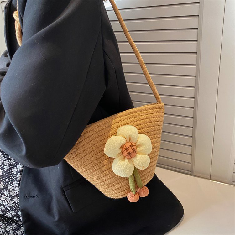 草编包包水桶包沙滩编织小包