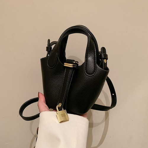 水桶包锁扣小日韩锁扣