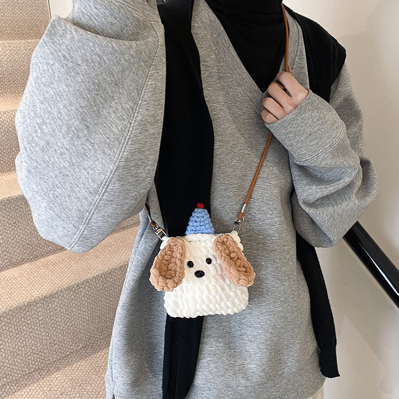 2025新款小狗针织零钱包斜挎包