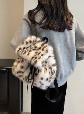 ins韩版可爱豹纹仿皮草双肩包 秋冬新款休闲复古毛毛包毛绒小背包