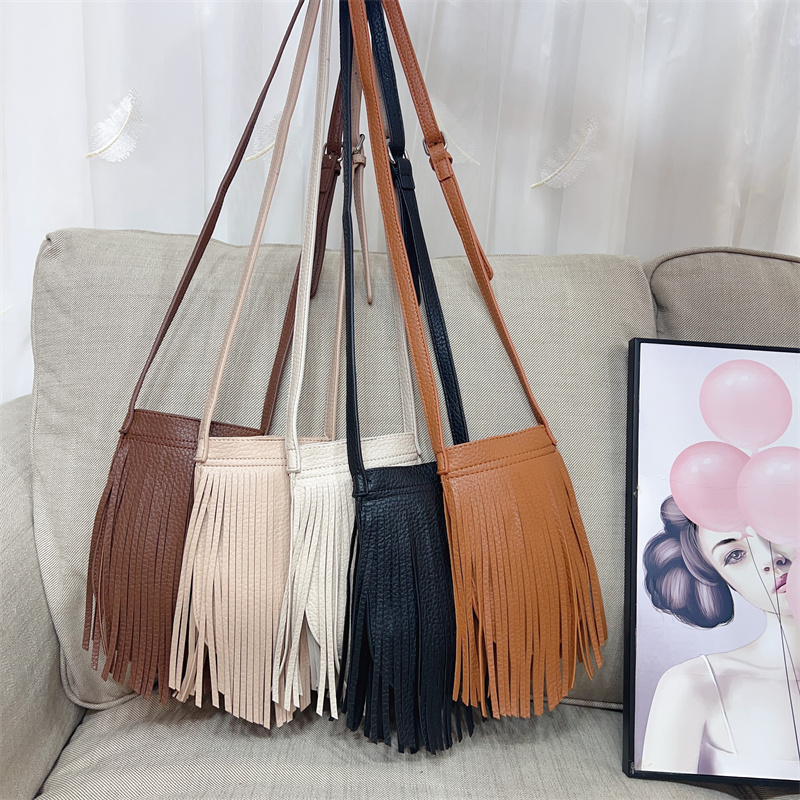 流苏辣妹装放手机包散步迷你