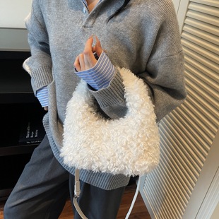 高级感羊羔毛手提包2025秋冬新款潮时尚单肩斜挎包小众设计毛毛包
