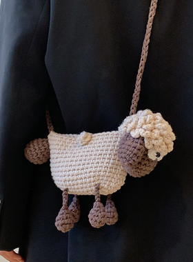 ins手工编织毛线包包可爱小羊玩偶小众针织包2026秋冬新款斜挎包