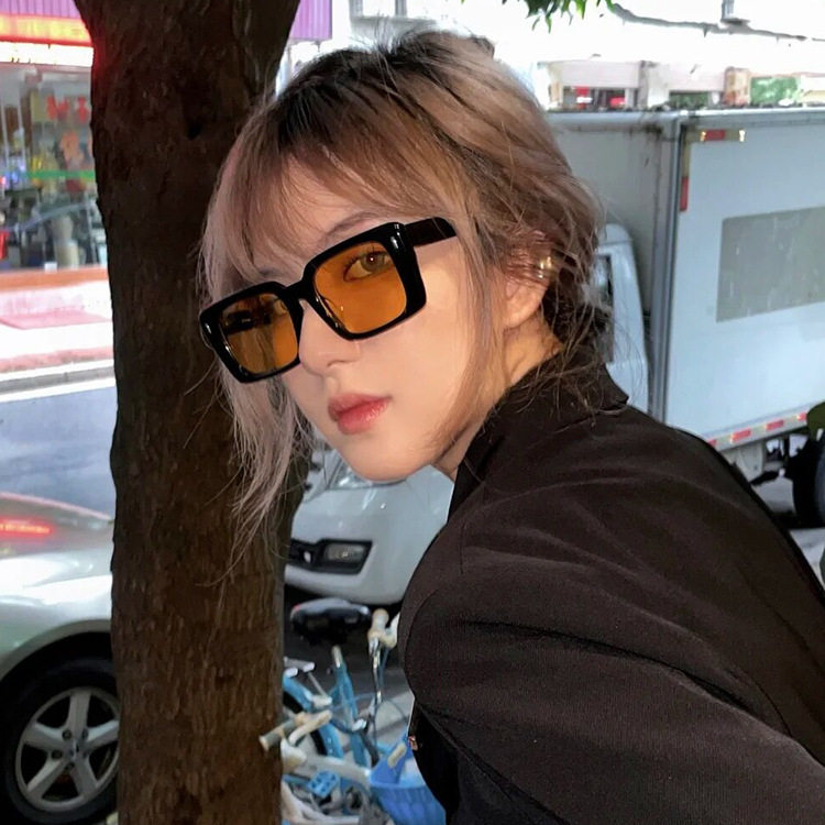 欧美黄色墨镜女潮防紫外线遮阳网红街拍凹造型近视太阳镜方框显瘦