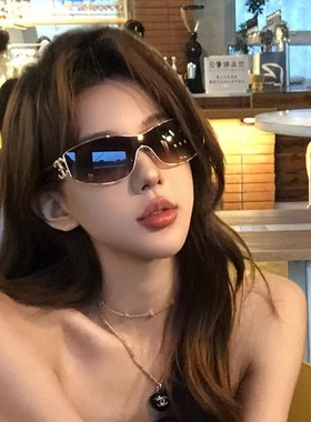 y2k千禧风墨镜女2025新款金属双C欧美时尚太阳镜防紫外线大框显瘦