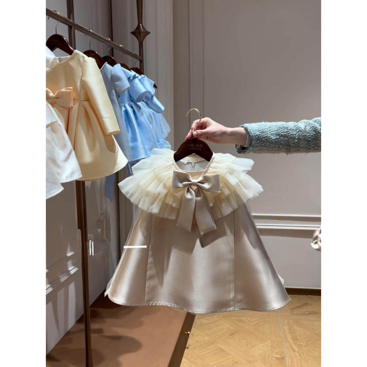 女童香槟色连衣裙女宝宝周岁生日礼服网纱荷叶边蝴蝶结背心公主裙