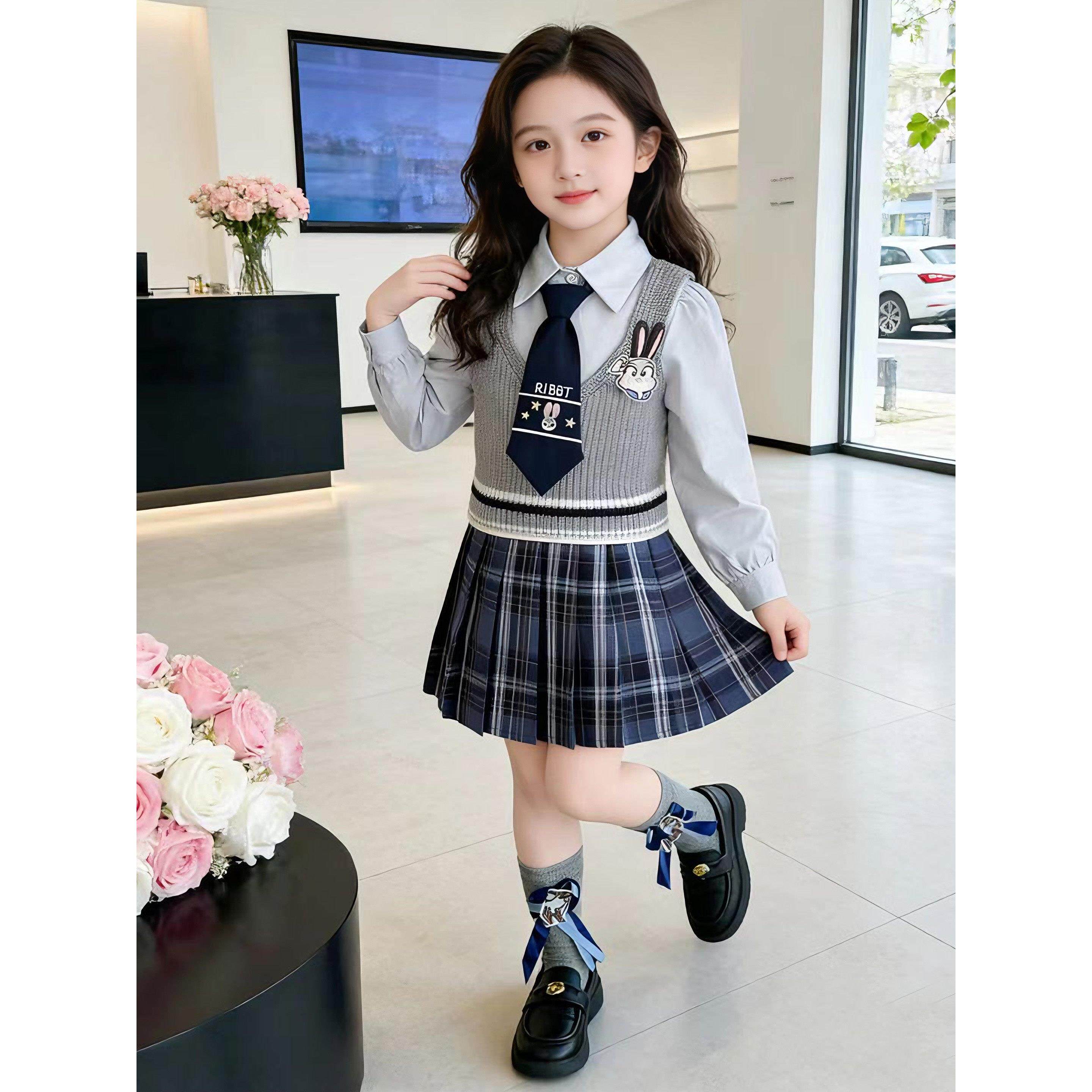女童JK裙三件套春秋装新款2026学院风时尚针织背心女孩洋气格子裙