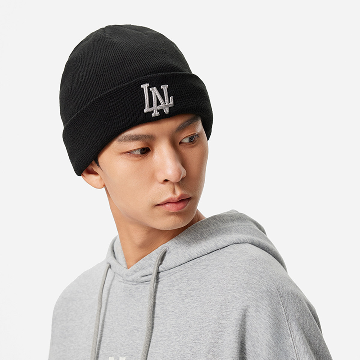 中国李宁运动生活系列2024新款抗静电休闲运动针织帽AMZU045