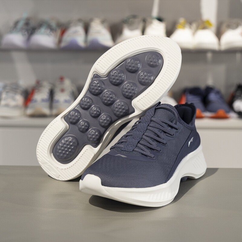 李宁运动鞋男子2025夏季新款网面透气防滑耐磨潮流跑步鞋AGLV021