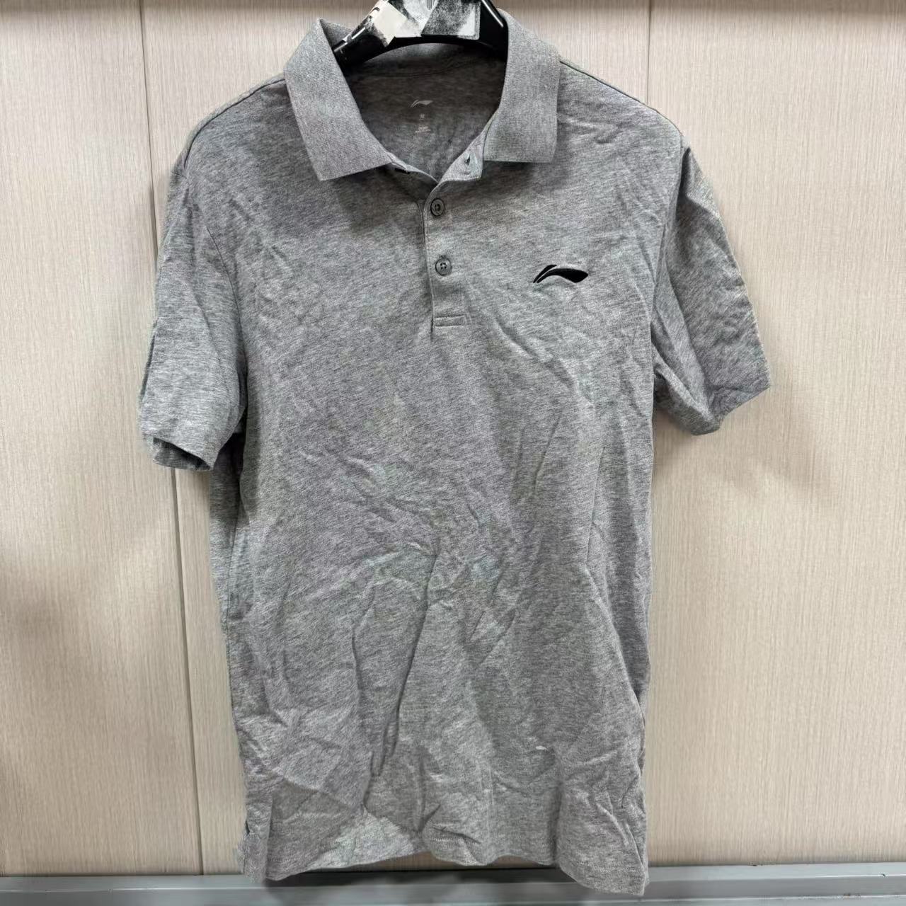 《购买前看详情B品》李宁男子休闲短袖透气吸汗舒适百搭 APLS291