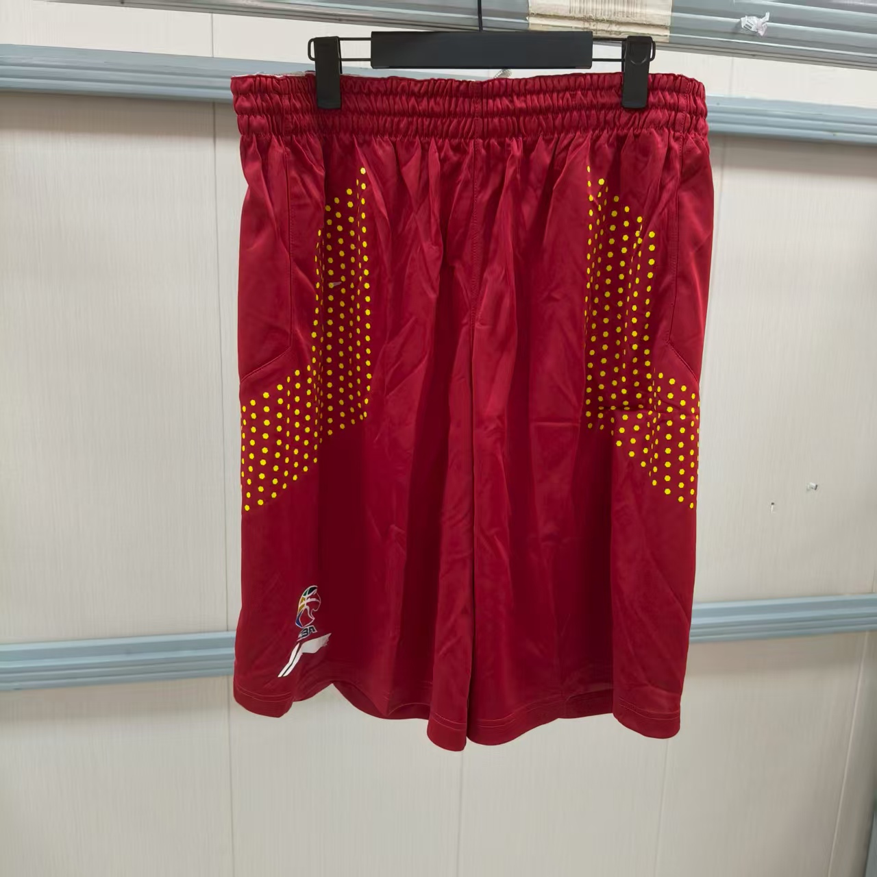 《购买前看详情B品》李宁男子夏季短裤速干松紧透气运动裤AAPH131