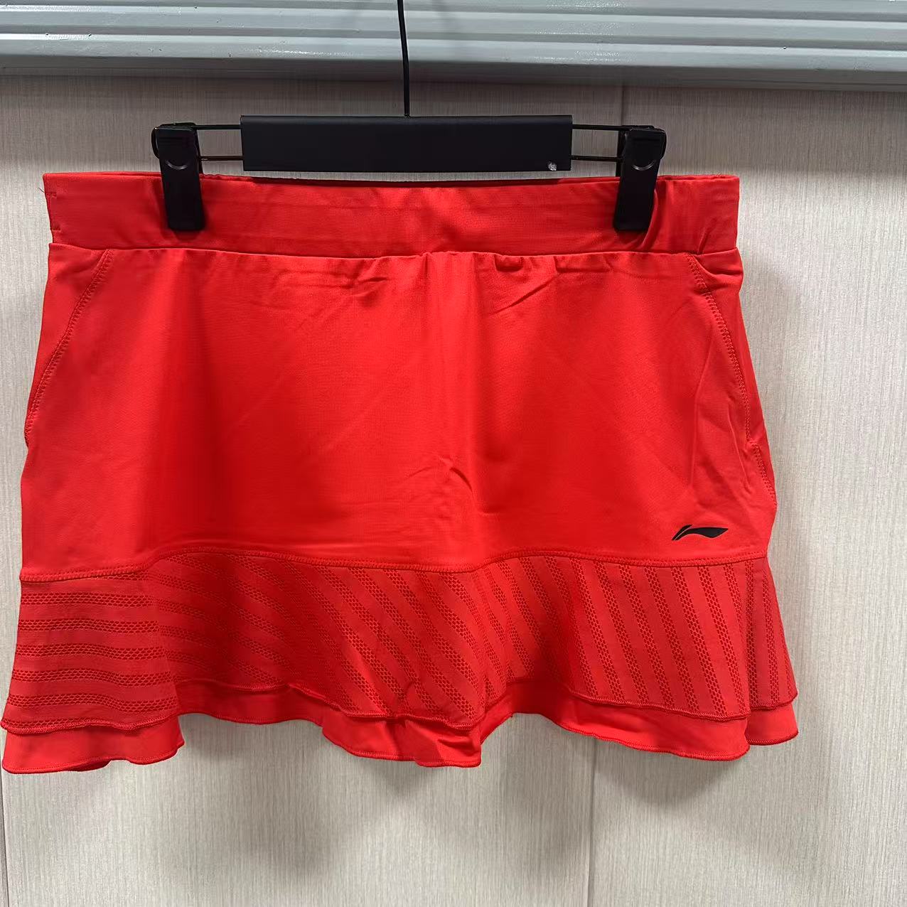 《购买前看详情B品》李宁网球短裙时尚透气速干运动半身裙ASKL012