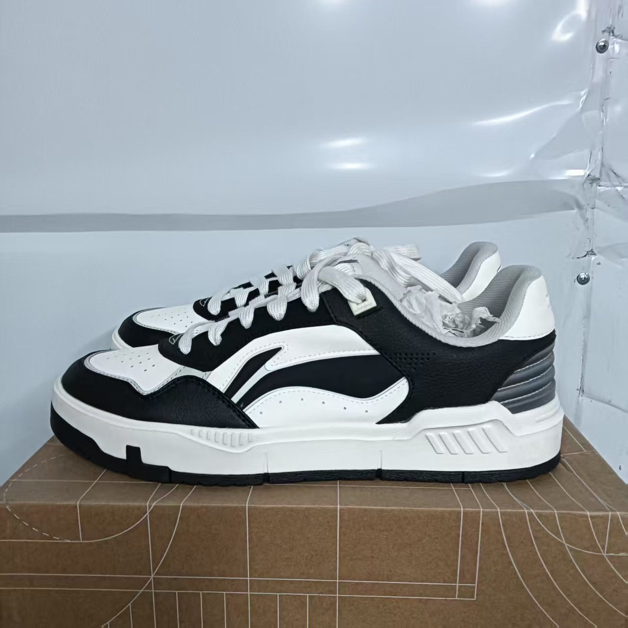 （瑕疵门店样鞋）李宁男运动鞋适软弹板鞋低帮运动鞋AGCU087