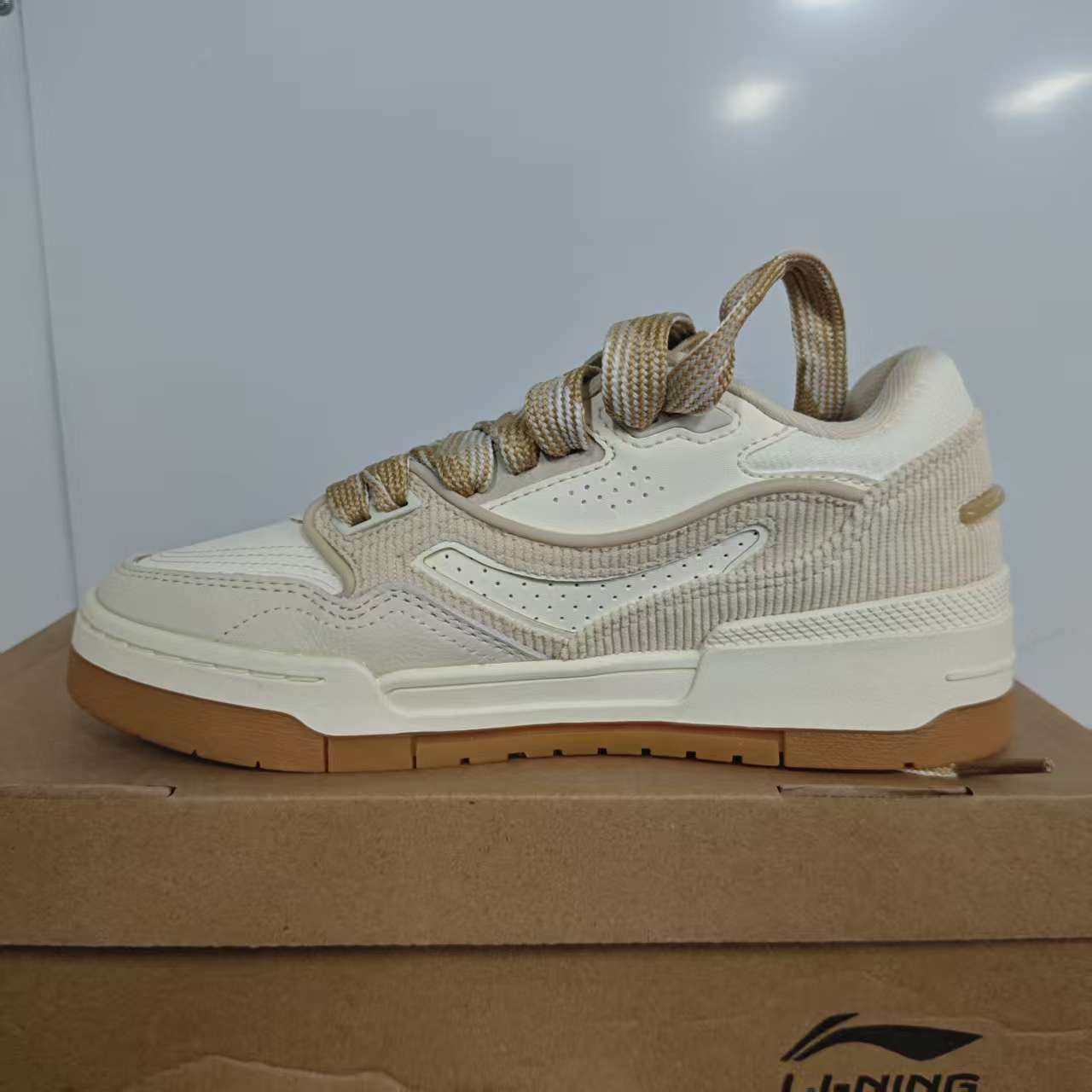 （瑕疵门店样鞋）李宁板鞋001 BTC 休闲鞋女鞋低帮运动鞋 AGCU036