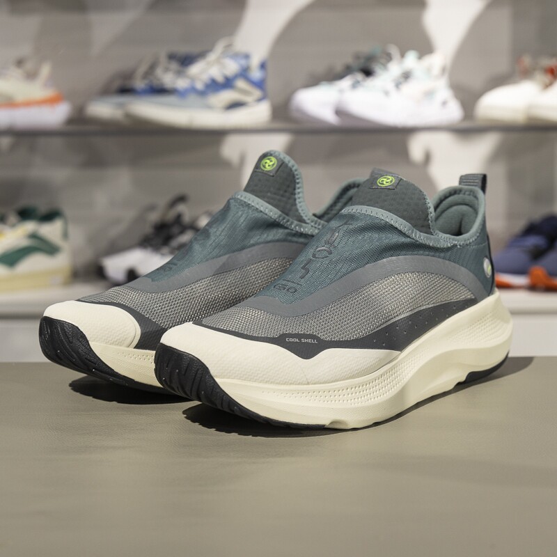 李宁休闲鞋男鞋2024夏季新款网面透气防滑一脚蹬跑步鞋AGLU311